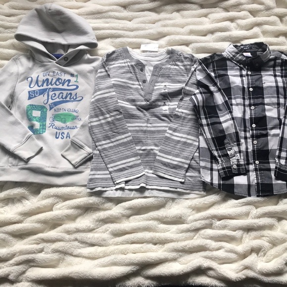 Other - Lot boys long sleeved tops size M 7/8